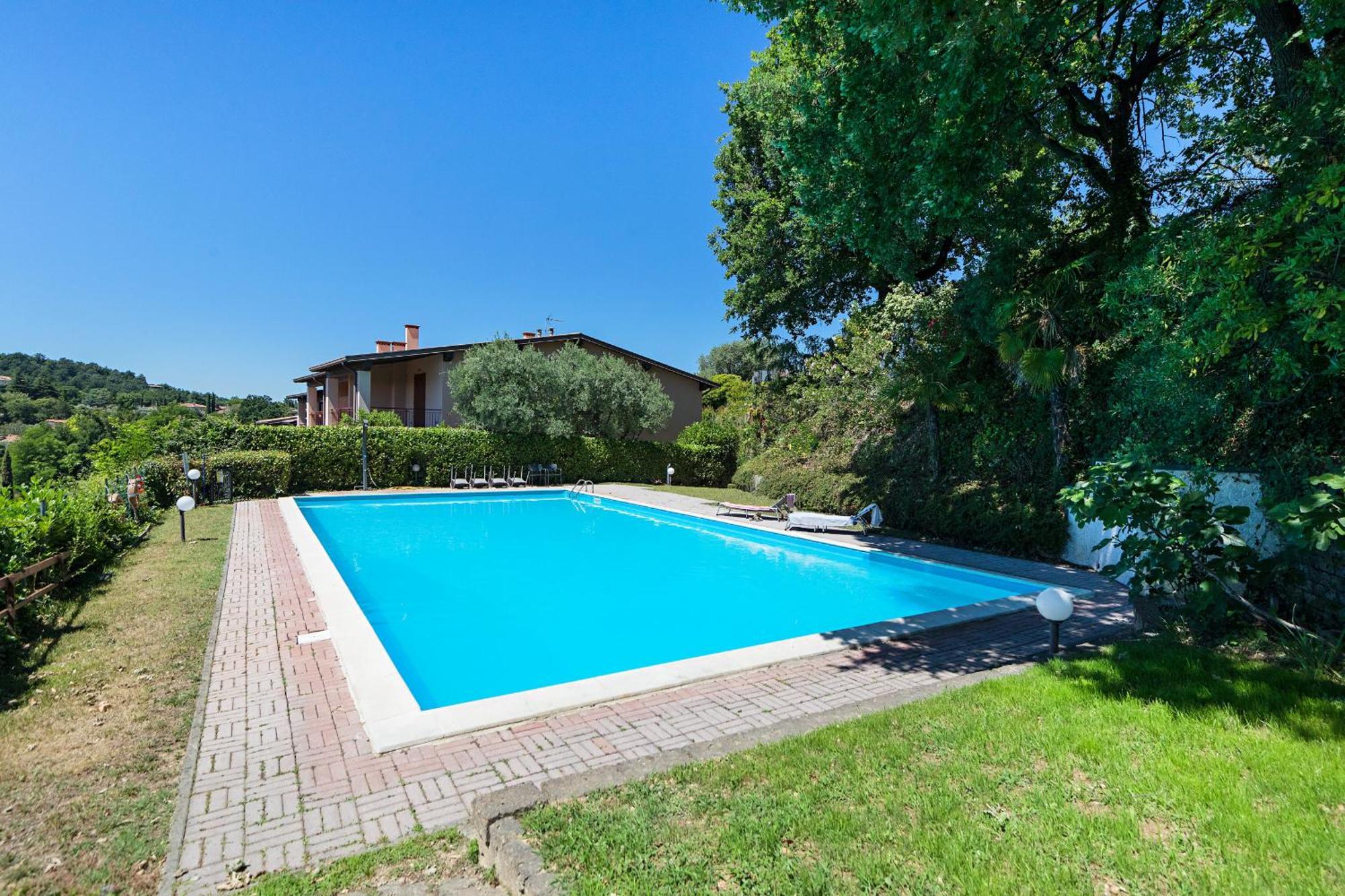 Residence Giardino 3 By Wonderful Italy 소리아노델라고 외부 사진
